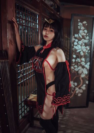 美丽的小蜜桃在线播放